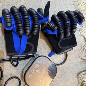 MOBILISATEUR ELECTRIQUE DES DOIGTS